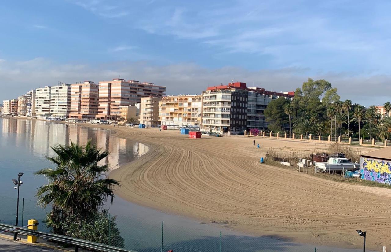 Apartamento Marina Port Sea View Torrevieja Dış mekan fotoğraf